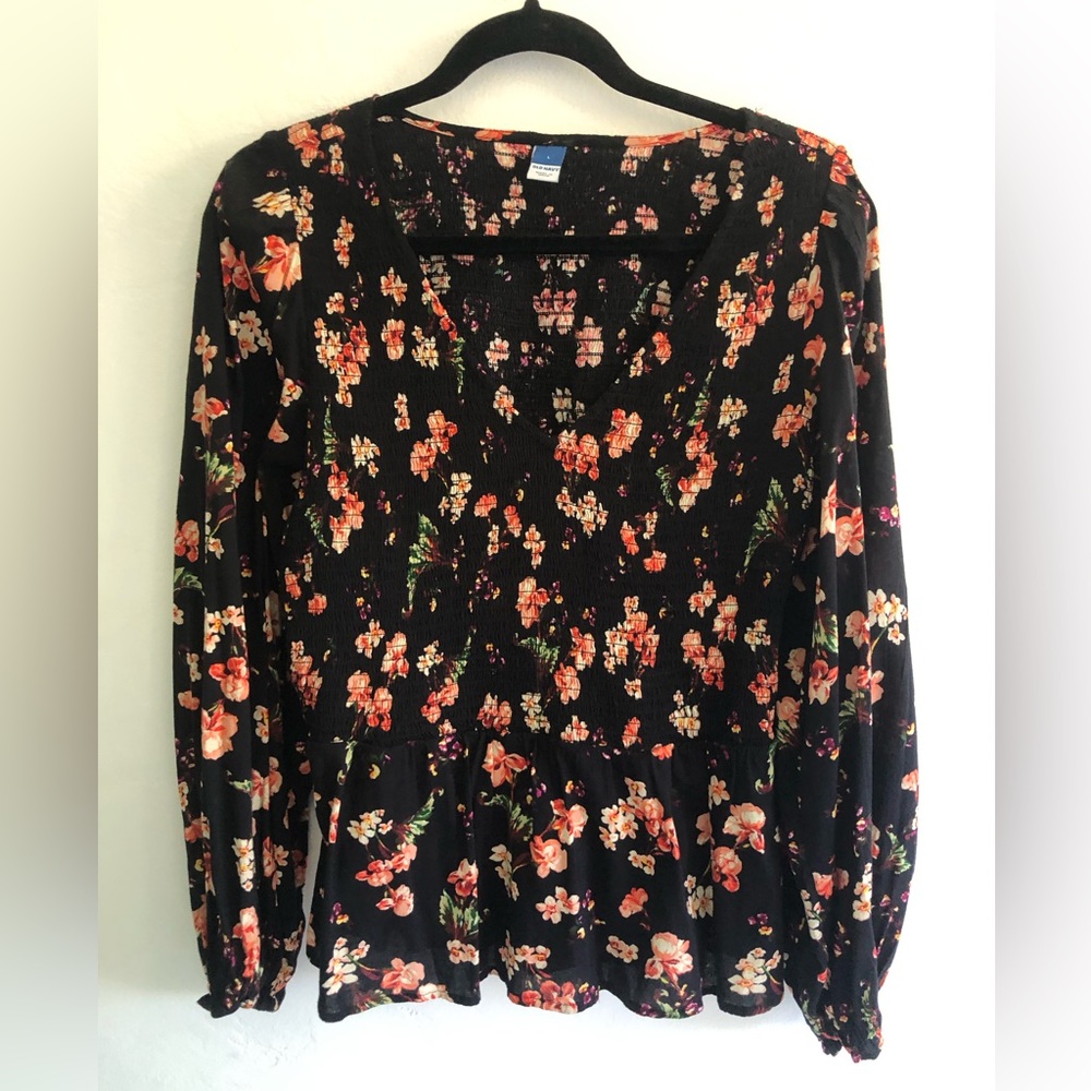 OLD NAVY Blouse Size L Black Floral Smocked Boho Peasant Ditzy Cottagecore Top